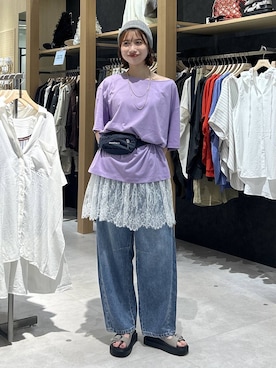 「LEPSIM（レプシィム）の《レプクル》オフショルワイドT　242876（Tシャツ/カットソー、パープル系）」を使った、rikaさん（レディース・164cm）の夏コーディネート