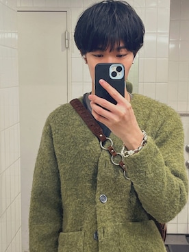 「アイテム（カーディガン/ボレロ）」を使った、かいさん（メンズ・179cm・10代）の秋コーディネート