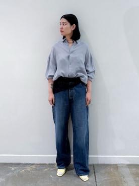 「Lee（リー）のLEE 別注 PAINTER PANTS：デニムパンツ（デニムパンツ、ブルー系）」を使った、YUIさん（レディース・164cm）の夏コーディネート
