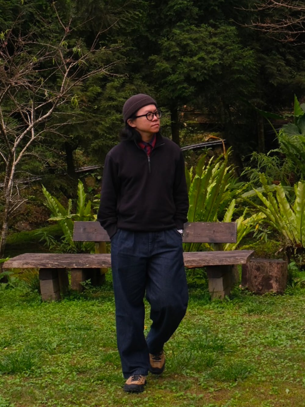 「ootd、Taiwan、outdoor」｜「UNIQLOのアイテム（その他トップス、ブラック系）」を使った、CHLeeさん（メンズ・167cm）の秋コーディネートの1枚目の写真