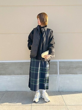 「キルトスカート」｜「アイテム（スウェット）」を使った、天本さん（レディース・165cm）の冬コーディネート