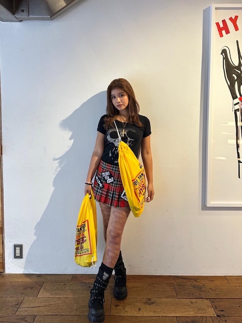 HYSTERIC GLAMOR SKULL BERRY チビTシャツ SKULL BERRY チビTシャツ|HYSTERIC GLAMOUR WOMEN | HYSTERIC