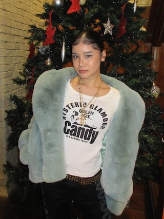 STERIC GLAMOUR FIRE BEAR刺繍 フェイクファーブルゾン HYSTERIC GLAMOUR（ヒステリックグラマー）の「FIRE BEAR刺繍 フェイク