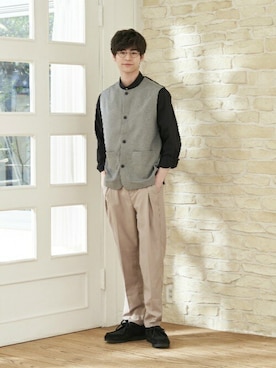「アイテム（ベスト）」を使った、TOKYO_SHIRTSさん（メンズ・180cm）の春コーディネート
