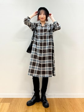 「秋冬」｜「アイテム（ハンチング/ベレー帽）」を使った、chikaさん（レディース・160cm）の秋コーディネート