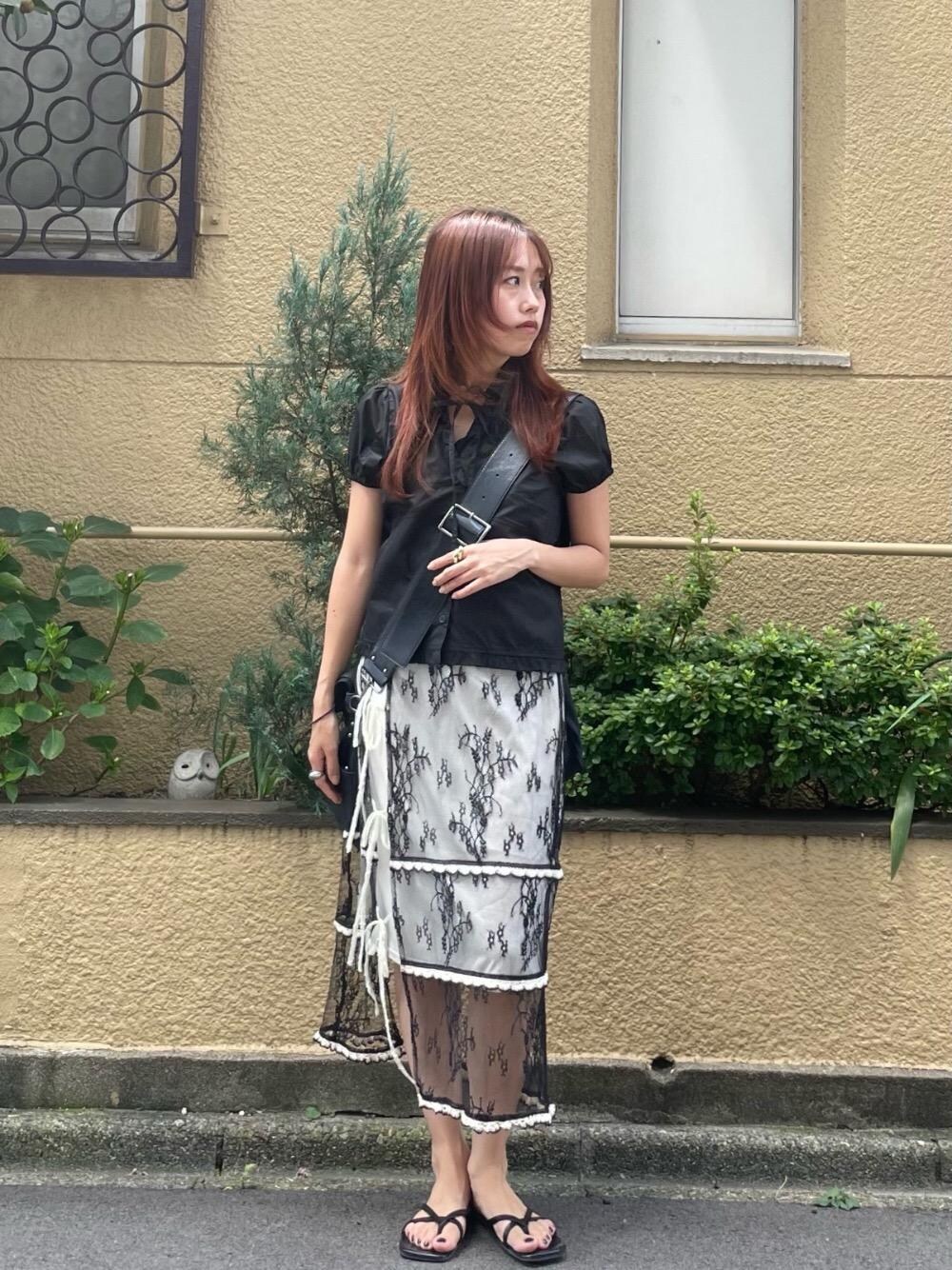 TINA:JOJUN(ティーナジョジュン)の「フラワーレース スリット TINA:JOJUN(ティーナジョジュン)の「フラワーレース スリット