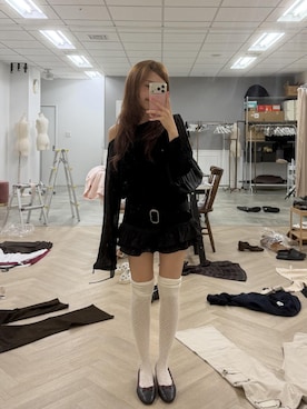 「TINA：JOJUN（ティーナジョジュン）のベルテッド タック ショルダーバッグ TINA：JOJUN（その他、ブラック系）」を使った、kasaki03さん（レディース・153cm）の夏コーディネート