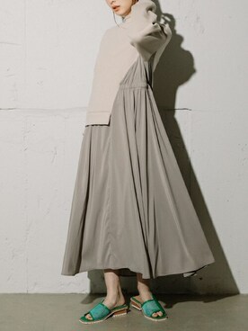 「アイテム（サンダル、グリーン系）」を使った、MARECHAL TERREさん（レディース・163cm）の冬コーディネート