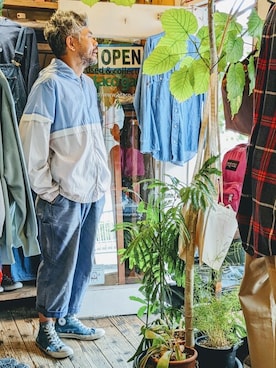 「LACOSTE」｜「アイテム（ナイロンジャケット）」を使った、ataco garageさん（メンズ・173cm）の秋コーディネート