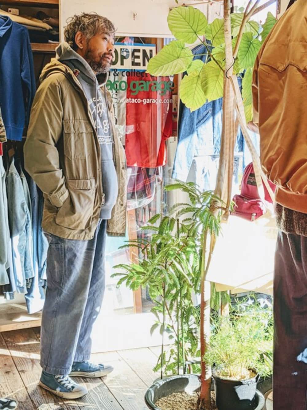 ataco garage｜WOOLRICHのマウンテンパーカーを使ったコーディネート