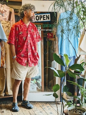 「--（--）のアイテム（トップス）」を使った、ataco garageさん（メンズ・173cm）の夏コーディネート