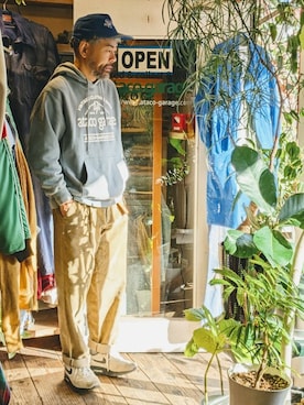 「--（--）のアイテム（パンツ）」を使った、ataco garageさん（メンズ・173cm）の秋コーディネート