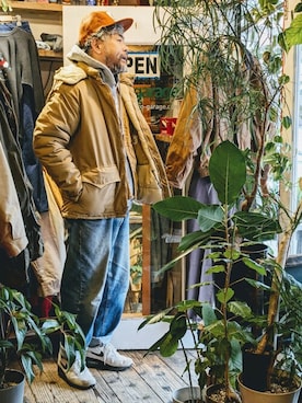 WOOLRICHのナイロンジャケットを使った人気ファッション
