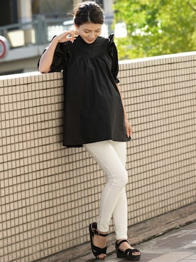 「アイテム（ママ＆ベビー、ブラック系）」を使った、sweet mommyさん（レディース・170cm）の春コーディネート