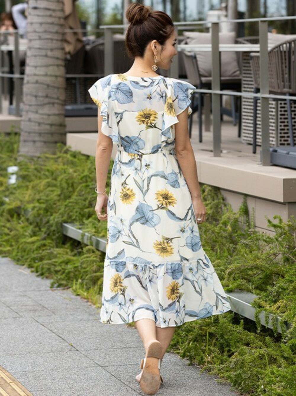 イニシャルのD　美品　ケイミー　ストレッチシフォンフリルワンピース　花柄 花柄シフォンフリルロングワンピース ピンク | LILIANA