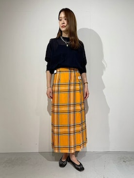 「アイテム（スカート、オレンジ系）」を使った、本田さん（レディース・170cm）の春コーディネート