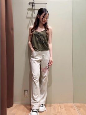 「HYSTERIC GLAMOUR（ヒステリックグラマー）のSUPER HYS 5ポケットパンツ（その他パンツ、グレー系）」を使った、 Nanakoさん（レディース・158cm）の夏コーディネート