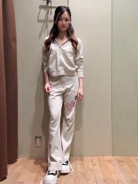 「HYSTERIC GLAMOUR（ヒステリックグラマー）のSUPER HYS ショート丈パーカー（パーカー、グレー系）」を使った、 Nanakoさん（レディース・158cm）の夏コーディネート