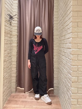 「HYSTERIC GLAMOUR（ヒステリックグラマー）のSEE NO EVIL スタッズメッシュキャップ（キャップ、ブラック系）」を使った、 Nanakoさん（レディース・158cm）の秋コーディネート