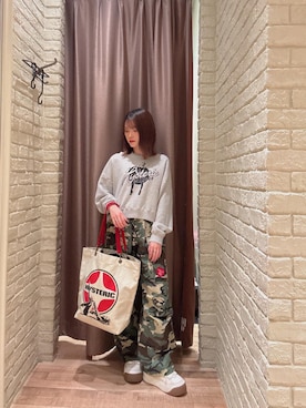 「HYSTERIC GLAMOUR（ヒステリックグラマー）のミリタリーカーゴパンツ（カーゴパンツ、グリーン系）」を使った、 Nanakoさん（レディース・158cm）の秋コーディネート