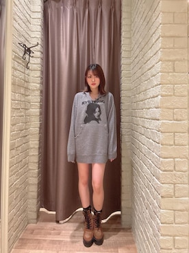 「HYSTERIC GLAMOUR（ヒステリックグラマー）のWOMAN HEAD パーカー（パーカー、グレー系）」を使った、 Nanakoさん（レディース・158cm）の秋コーディネート