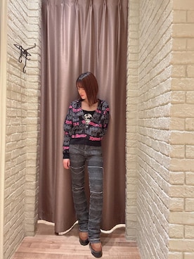 「HYSTERIC GLAMOUR（ヒステリックグラマー）のスクラッチフレアデニムパンツ（デニムパンツ、ブラック系）」を使った、 Nanakoさん（レディース・158cm）の秋コーディネート