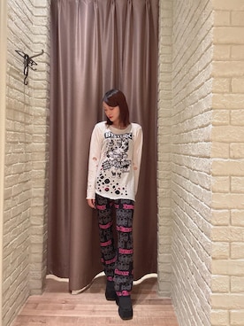 「HYSTERIC GLAMOUR（ヒステリックグラマー）のSKULL STRIPE柄ジャカード パンツ（その他パンツ、ブラック系）」を使った、 Nanakoさん（レディース・158cm）の秋コーディネート