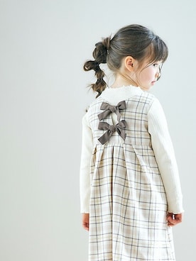 「apres les cours（アプレレクール）のアイテム（スカート）」を使った、F.O.OnlineStoreさん（キッズ・110cm）の秋コーディネート