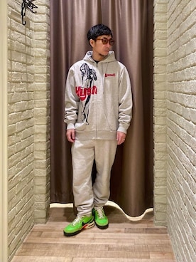 「HYSTERIC GLAMOUR（ヒステリックグラマー）のアイテム（スウェットパンツ）」を使った、HAMAさん（メンズ・163cm）の冬コーディネート