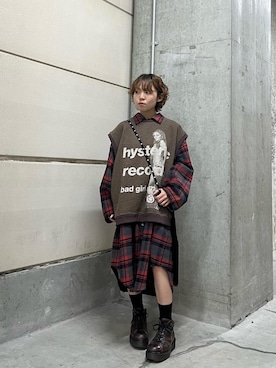 「HYSTERIC GLAMOUR（ヒステリックグラマー）のロゴスタッズ フリンジミニバッグ（ショルダーバッグ）」を使った、nanahoさん（レディース・149cm）の秋コーディネート