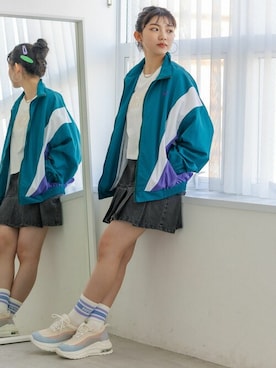 「アイテム（デニムスカート、グレー系）」を使った、repipi_armarioさん（レディース・158cm）の冬コーディネート