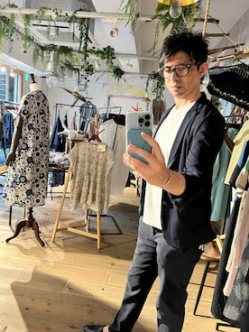 「アイテム（ジャケット/アウター）」を使った、COSUCOJI代表小杉光司さん（メンズ・175cm・40代）の夏コーディネート