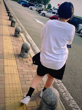 「holiday」｜「アイテム（スニーカー）」を使った、yさん（レディース・161cm）の夏コーディネート