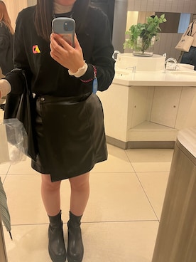 「andropのアイテム（Tシャツ/カットソー、ブラック系）」を使った、あきさん（レディース・155cm）の冬コーディネート