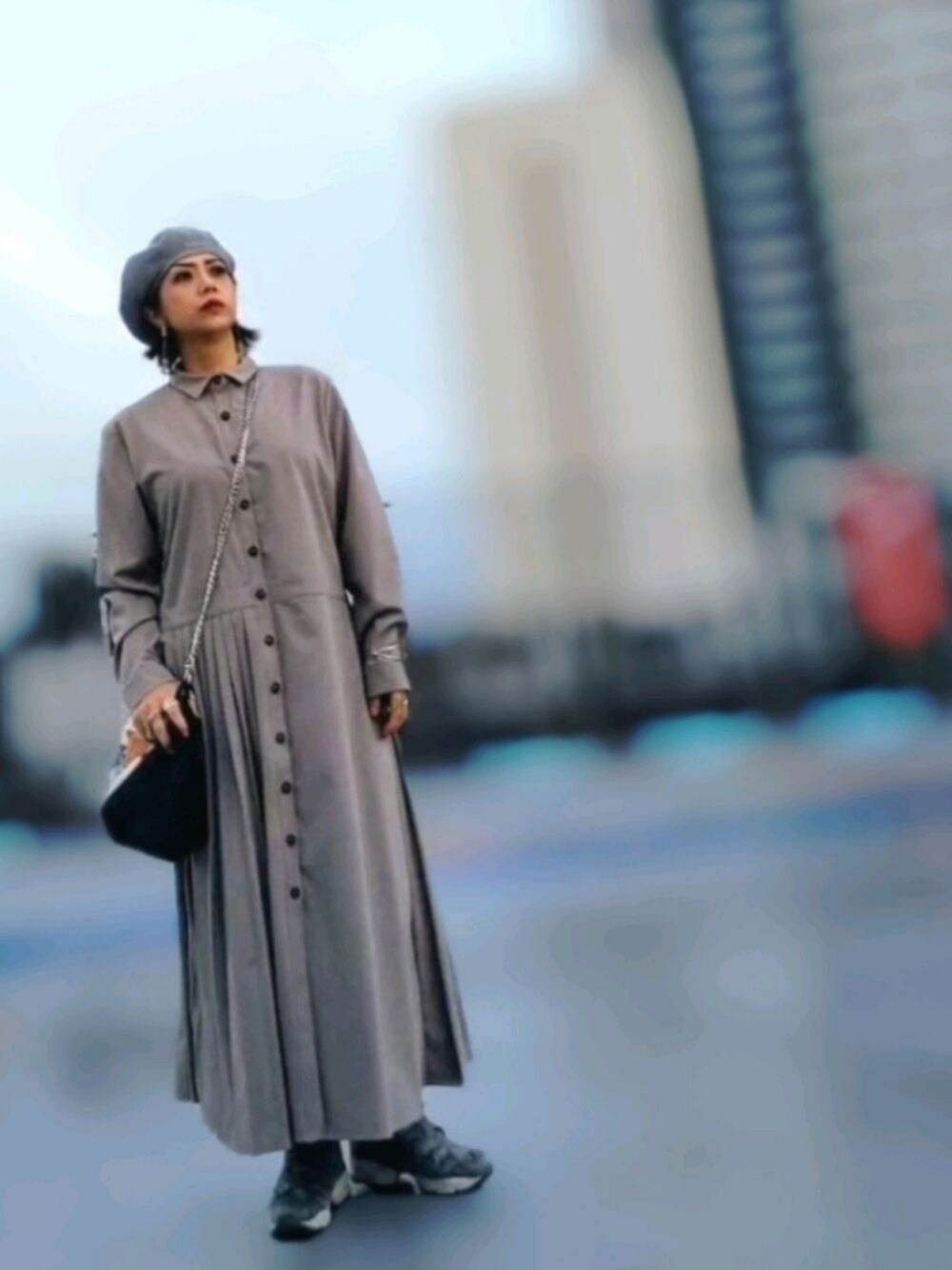 「だから秋服が好き、ワンピース、ベレー帽、グレーコーデ、ポンプフューリー、アシンメトリー、ハンドメイドバッグ、ZARA、THE NORTH FACE、reebok、ﾊﾝﾄﾞﾒｲﾄﾞｱｸｾｻﾘｰ」｜「THE NORTH FACEのアイテム（ハンチング/ベレー帽、グレー系）」を使った、yumi☆さん（レディース・159cm）の秋コーディネートの1枚目の写真