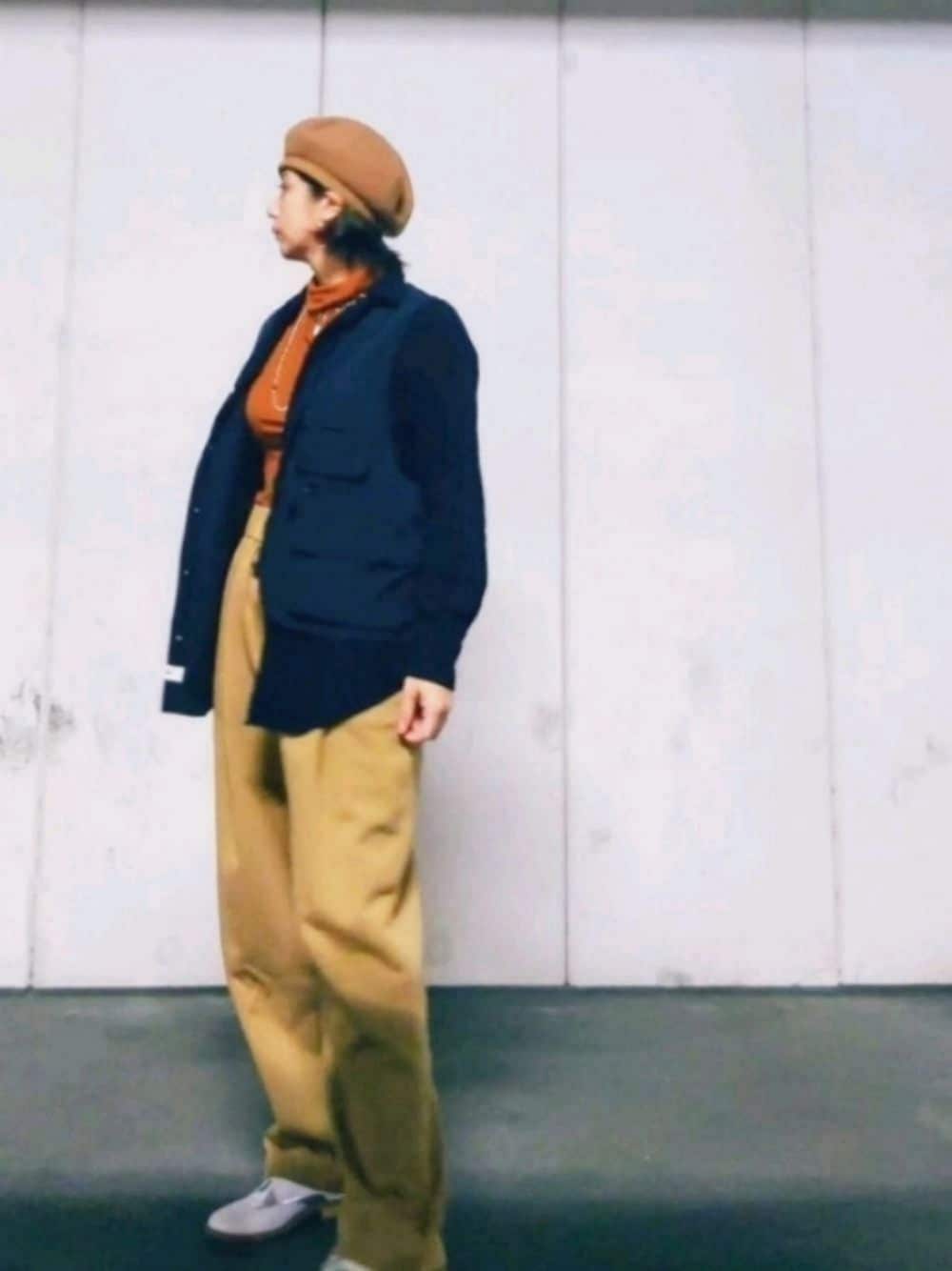 「秋コーデ、大人カジュアル、UNIQLO U、ベレー帽、ドレスシューズ」｜「KANGOLのベレー帽（ハンチング/ベレー帽、ベージュ系）」を使った、yumi☆さん（レディース・159cm）の秋コーディネートの1枚目の写真