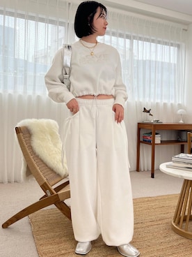 「スエット」｜「アイテム（その他シューズ）」を使った、minamiさん（レディース・155cm）の冬コーディネート