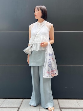 「ノーカラー」｜「アイテム（スラックス）」を使った、minamiさん（レディース・155cm）の夏コーディネート