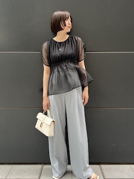 「リラックスパンツ」｜「アイテム（スラックス）」を使った、minamiさん（レディース・155cm）の夏コーディネート