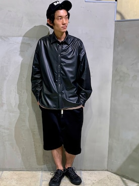 「ISAMU KATAYAMA BACKLASH（イサムカタヤマバックラッシュ）のアイテム（スニーカー）」を使った、yamamotoさん（メンズ・170cm）の秋コーディネート