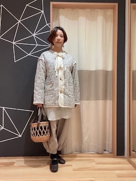 「チュニック」｜「アイテム（ノーカラージャケット）」を使った、ミホ🐈🐾さん（レディース・156cm）の秋コーディネート
