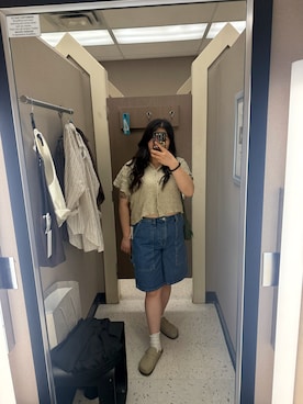 「アイテム（スリッポン）」を使った、takeashit さん（レディース・157cm）の秋コーディネート