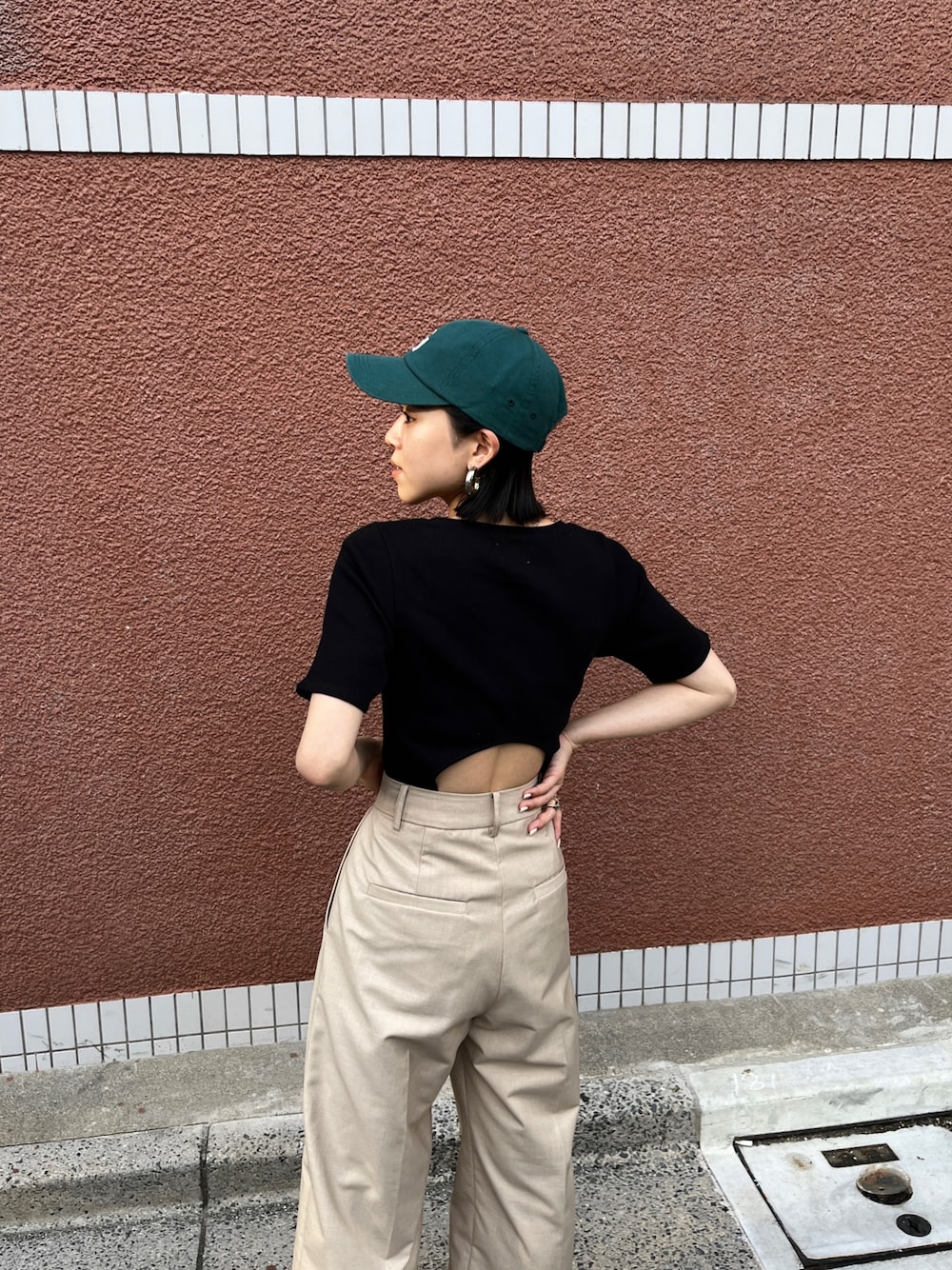 UngridのTシャツ/カットソーを使った「背中あき」の人気