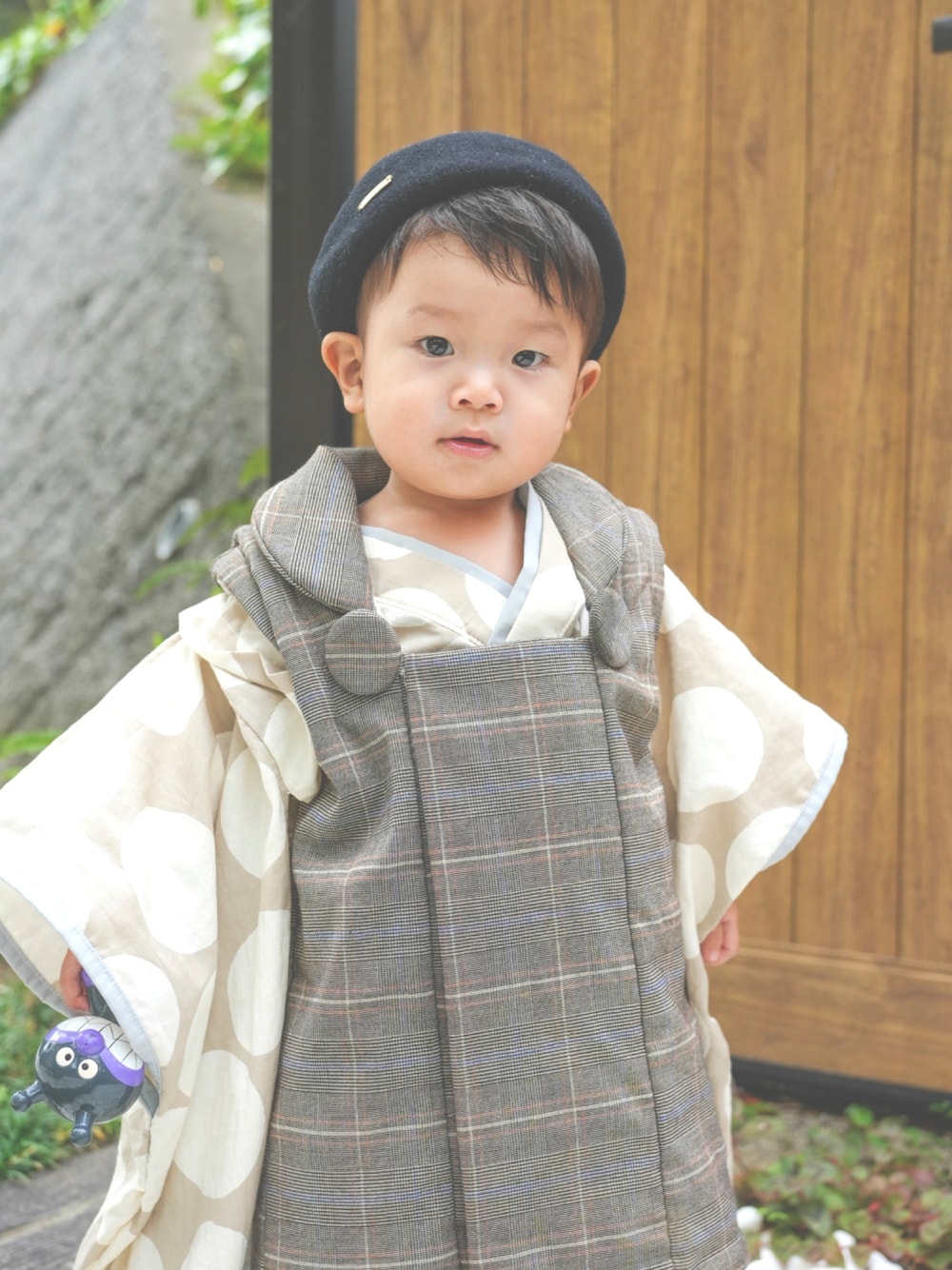 「和装、和服、七五三、一歳、一歳半、男の子、男の子コーデ、ベレー帽」｜「petit mainのアイテム（ハンチング/ベレー帽、ブラック系）」を使った、mowさん（キッズ・90cm）の秋コーディネートの1枚目の写真