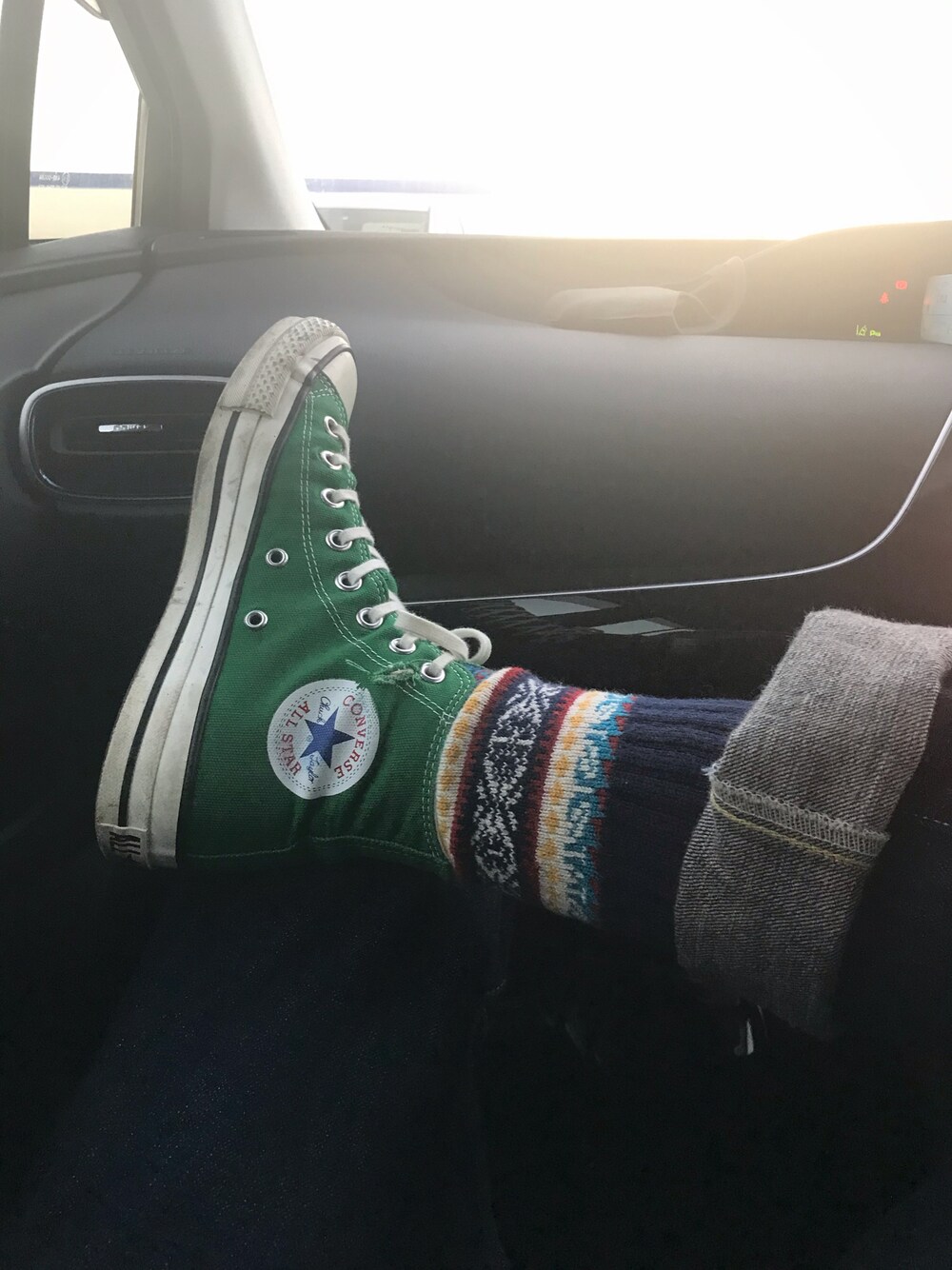 「CONVERSE ALL STARのアイテム（スニーカー、グリーン系）」を使った、モンキーさん（メンズ・164cm）の冬コーディネートの1枚目の写真