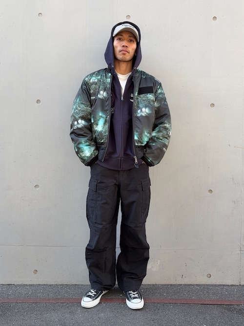 AVIREX × FINAL FANTASY VII REMAKE》PINUP T-SHIRT 'TIFA & AERITH