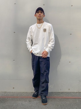 「AVIREX（アヴィレックス）のアイテム」を使った、マルケス・タクヤさん（メンズ・175cm）の秋コーディネート
