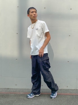 「AVIREX（アヴィレックス）のアイテム（パンツ）」を使った、マルケス・タクヤさん（メンズ・175cm）の夏コーディネート