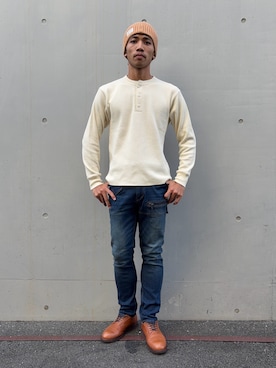 「AVIREX（アヴィレックス）のアイテム」を使った、マルケス・タクヤさん（メンズ・175cm）の秋コーディネート