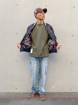 「アイテム（スタジャン）」を使った、マルケス・タクヤさん（メンズ・175cm）の秋コーディネート